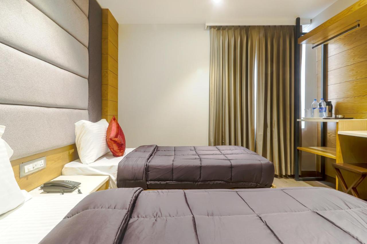 Hotel Bricks, Karol Bagh, New Delhi Exterior foto