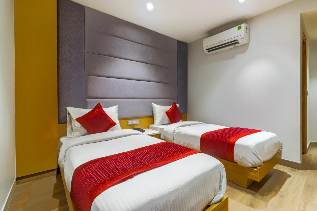 Hotel Bricks, Karol Bagh, New Delhi Exterior foto